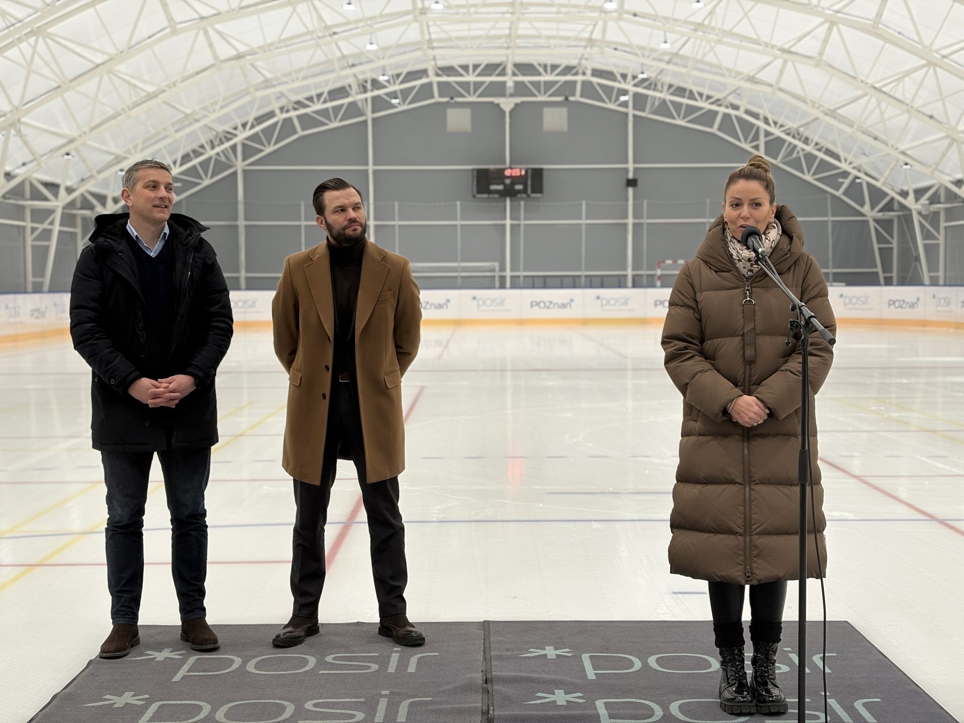 Otwarcie nowej całorocznej hali sportowej z lodowiskiem