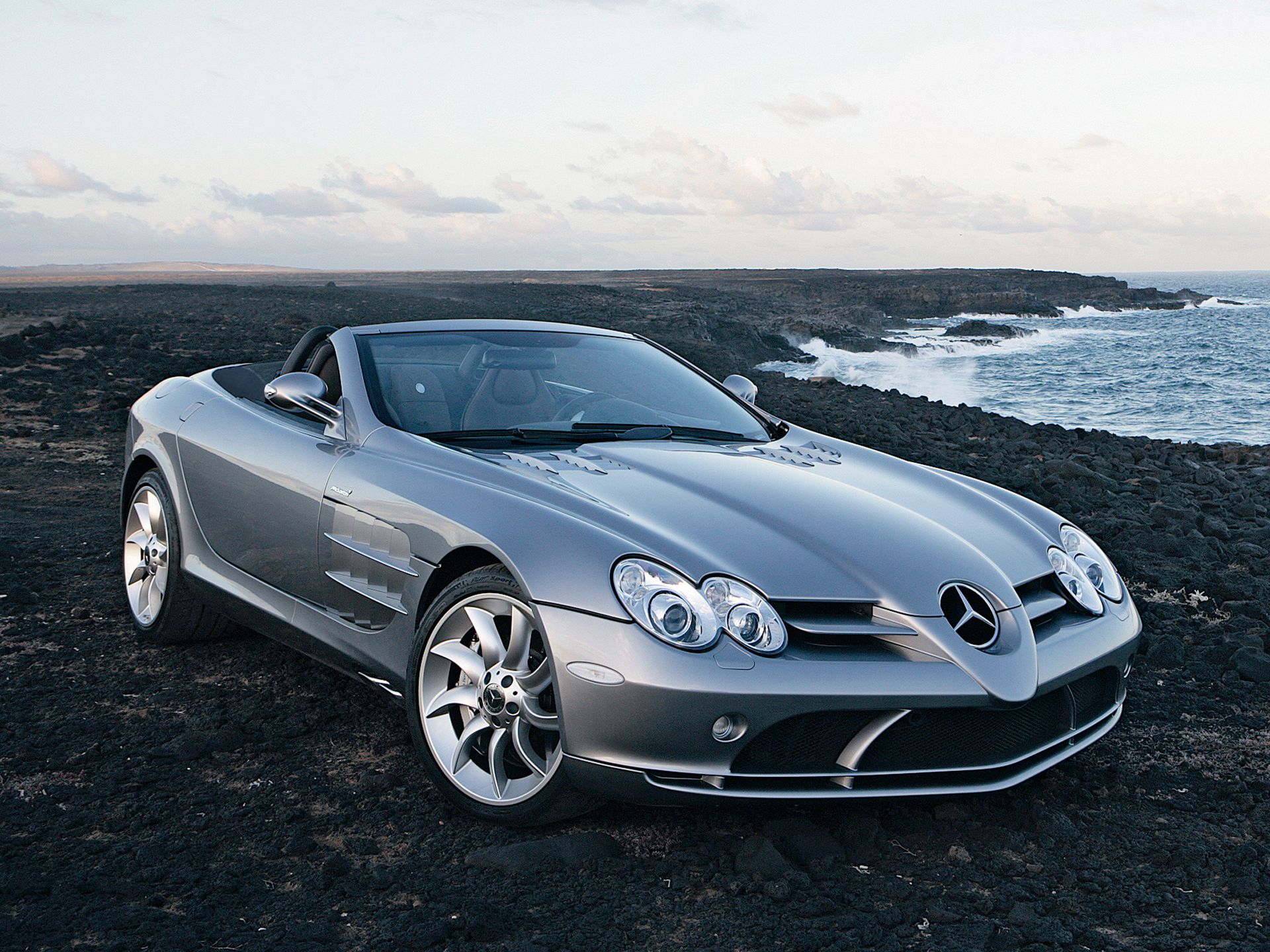 Pokolenie wcześniej: Mercedes-Benz SLR McLaren 47