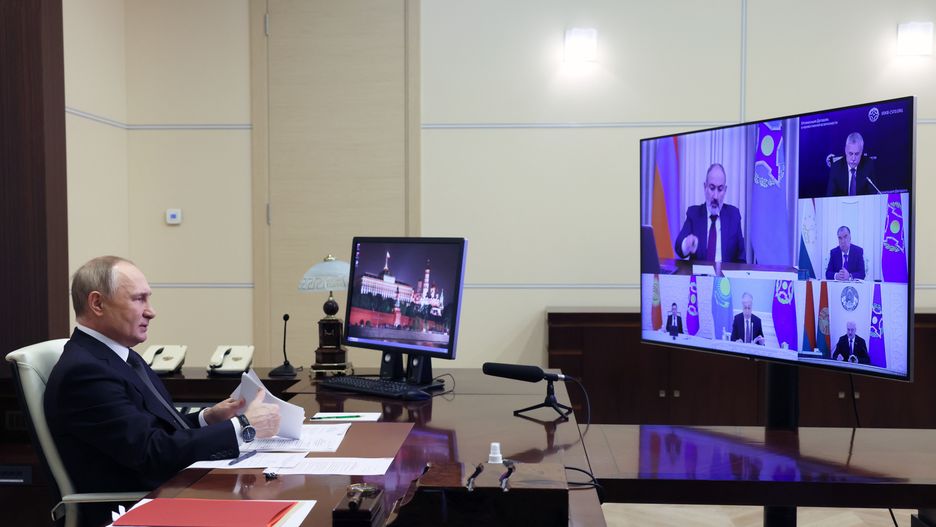 Russian President Vladimir Putin takes part in an extraordinary meeting of the Collective Security Council of the Collective Security Treaty Organization (CSTO) via a video conference at the Novo-Ogaryovo residence outside Moscow, Russia, 28 October 2022. EPA/MIKHAIL METZEL / KREMLIN / POOL MANDATORY CREDIT Dostawca: PAP/EPA.