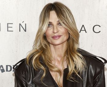 Kręglicka w srebrnej mini. Ale tylko spójrzcie na dodatki