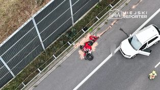 Kotowice: Motocyklista wjechał w tył auta na A2. Lądował śmigłowiec LPR