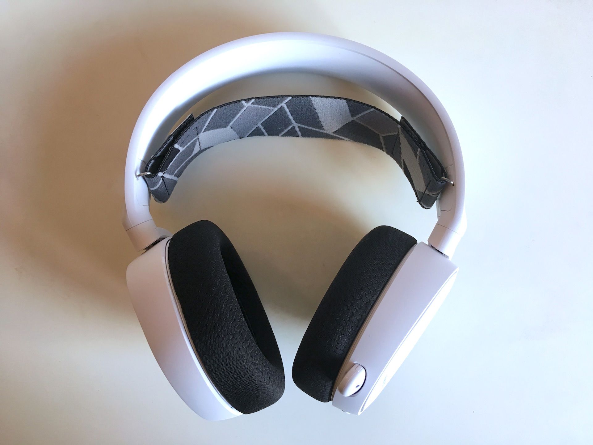 SteelSeries Arctis 3 – słuchawki dla graczy bliskie ideału [recenzja] 4