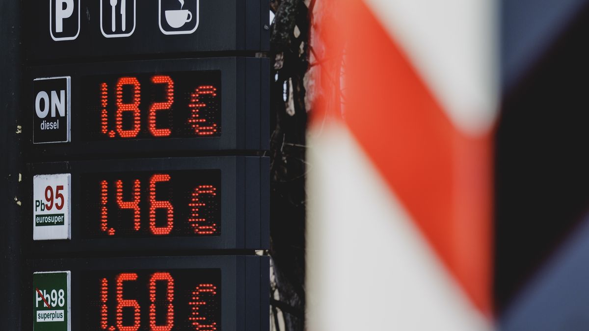 ZGORZELEC, POLAND - APRIL 10: Price board in Euro is pictured directly at the German-Polish border on April 10, 2026 in Zgorzelec, Poland. Due to the political situation in the Middle East, gasoline prices have skyrocketed in recent weeks, especially in Germany. Fuel tourism is increasing in the border region due to the fuel price cap in Poland.(Photo by Florian Gaertner/Photothek via Getty Images)