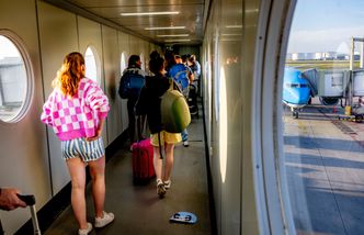 "Chaos jest i szybko nie zniknie". Problemy na lotniskach zostaną z nami na dłużej