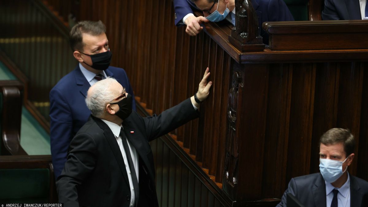 Kaczyński zwrócił uwagę, że rzecznik rządu przeprosił za tę sytuację. - I słusznie - stwierdził 