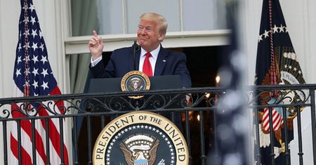 Lek na koronawirusa. Donald Trump odstawił hydroksychlorinę