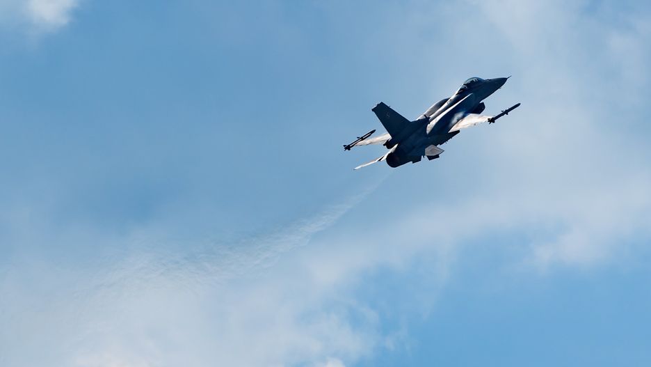 Samolot F-16