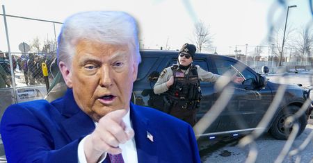 Trump obwinia Demokratów. Grzmi o "miastach-azylach"