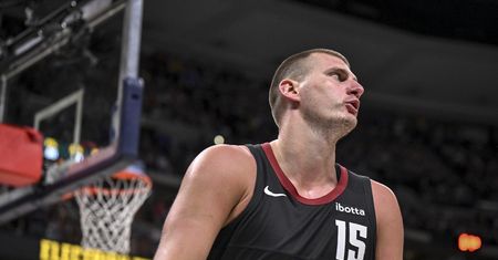 Tak bawi się gwiazda NBA. Rok temu był mistrzem