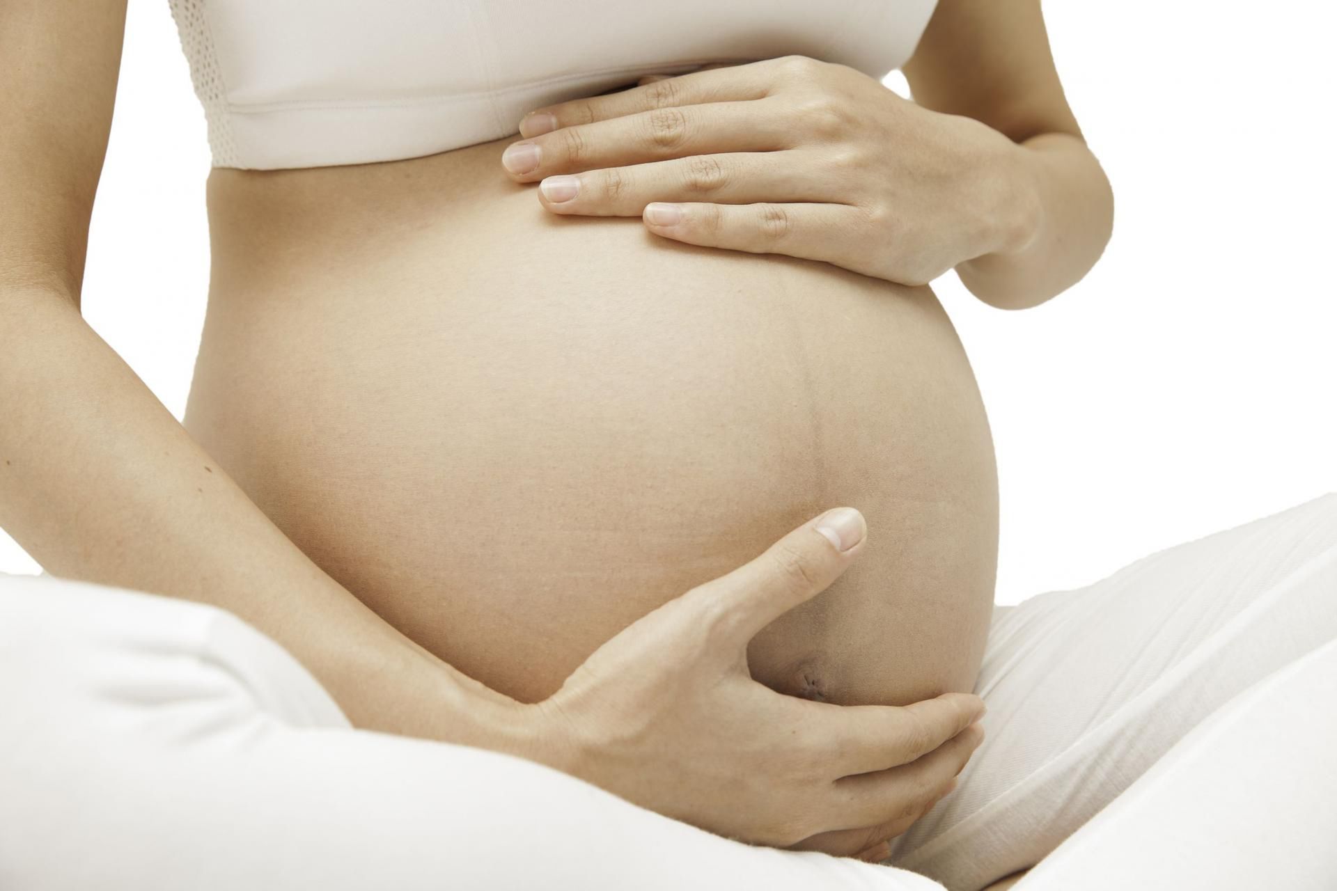 Zaleca się picie melisy w ciąży.