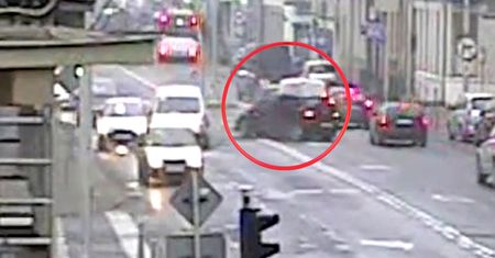 Skasował cztery auta jednocześnie. Pirat drogowy z Lublina w akcji