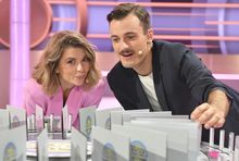Prowadzący "Koło fortuny" Agnieszka Dziekan i Błażej Stencel 