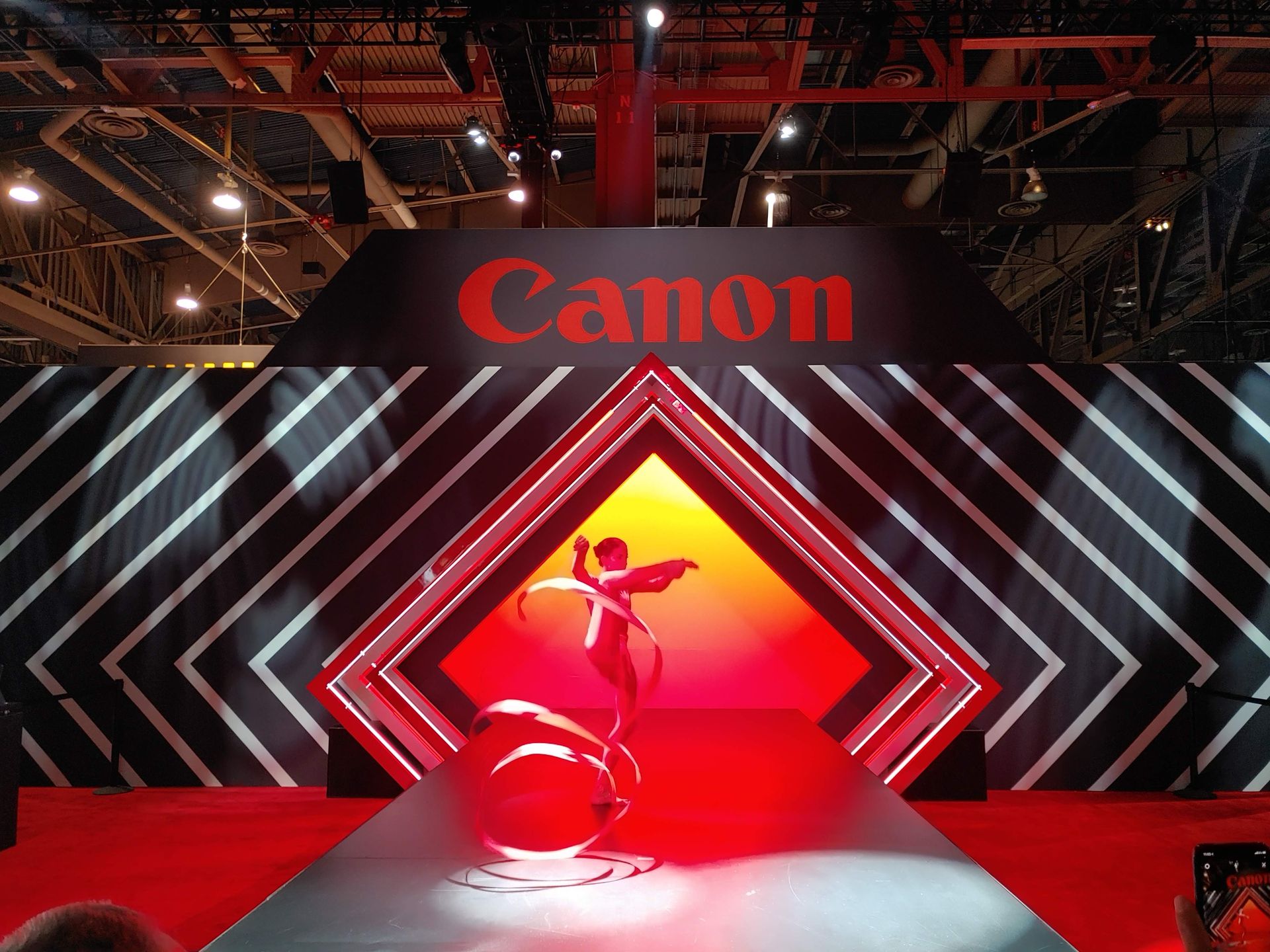 CES 2020: Zdjęcia z premier Nikona i Canona prosto z Las Vegas 7