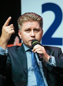 Marcin Matczak porównuje politykę do kreskówki. "Święto z pieczeniem kaczki"