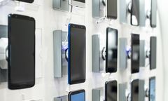 W bytowskim sklepie wybuchł telefon. Na miejscu służby