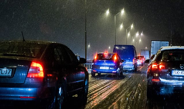 Jak dbać o karoserię zimą?