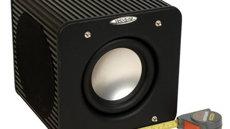 MicroVee - 1200 watów w 23 centymetrach 1