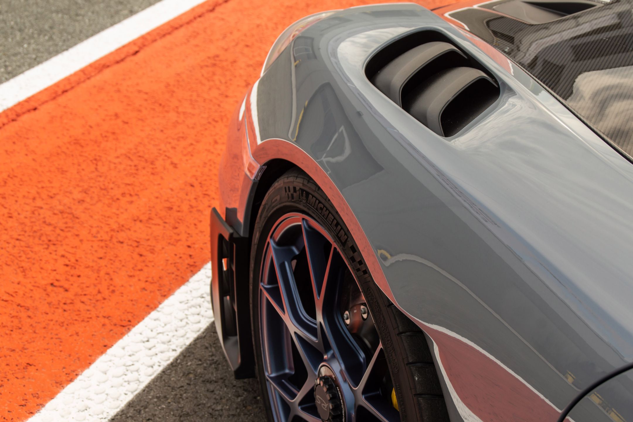 Porsche 718 Cayman GT4 RS (2022)