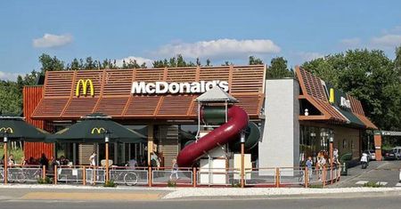 Zarobki w McDonald’s w Polsce i w Niemczech. Gdzie jest lepiej?