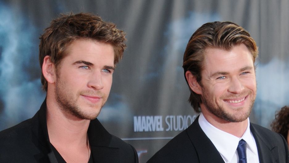 "Thor" Los Angeles Premiere
HOLLYWOOD, CA - MAY 2: Chris Hemsworth (R) and brother Liam Hemsworth arrive at the Los Angeles Premiere of "Thor" at the El Capitan Theater on May 2, 2011 in Hollywood, California.  (Photo by Gregg DeGuire/FilmMagic)
Gregg DeGuire
Half Length
