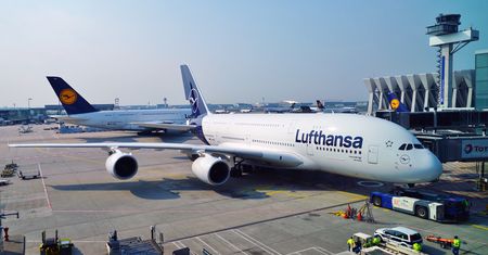Incydent z Airbusem A380 Lufthansy w Monachium. Uszkodzone światła podejścia