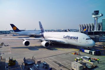 Incydent z Airbusem A380 Lufthansy w Monachium. Uszkodzone światła podejścia