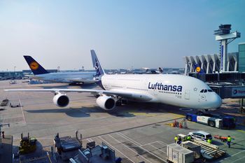 Incydent z Airbusem A380 Lufthansy w Monachium. Uszkodzone światła podejścia