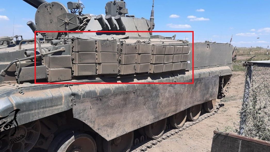 Rosyjski BMP-3 z dodanymi kostkami pancerza reaktywnego (ERA) Kontakt-1.