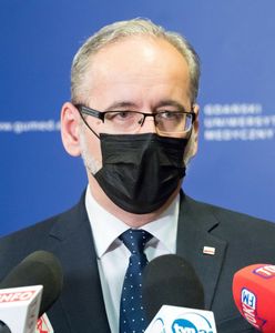 "Maseczki na cmentarzach". Minister stawia na reżim sanitarny, bo źle nas opisali amerykańcy naukowcy