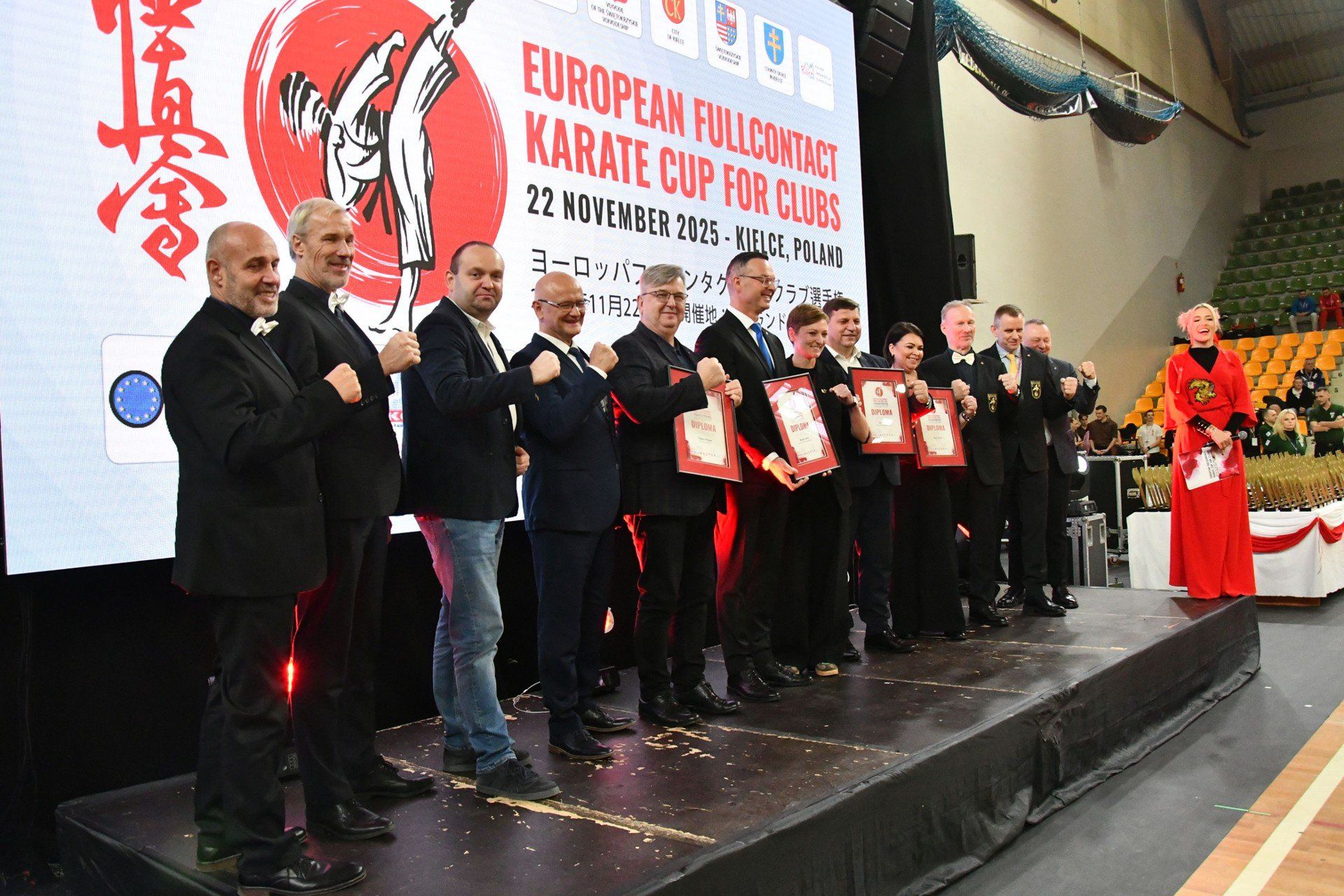 W Hali Legionów odbywa się Klubowy Puchar Europy w karate.