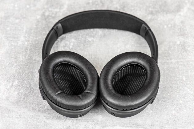Bose QC35 - dobre słuchawki Bluetooth do telefonu