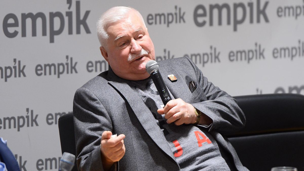 Lech Wałęsa radzi Donaldowi Tuskowi, co powinien zrobić