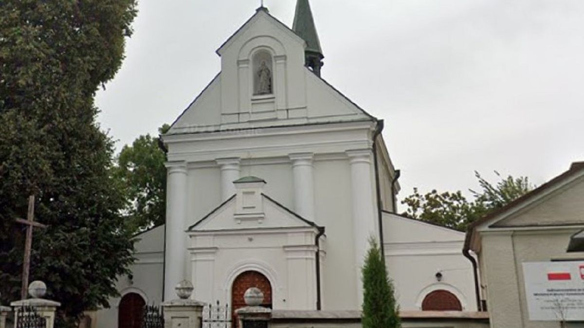 Parafianie z Łaszczowa bronią swojego wikarego.