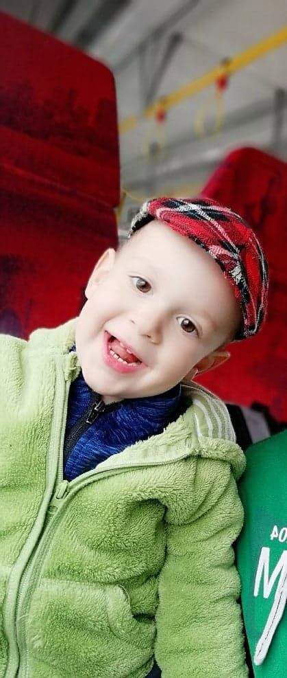 W maju skończył 3 lata