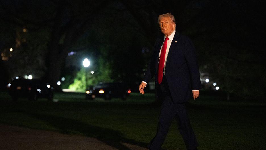 WASHINGTON, DC - MARCH 30: President Donald Trump returns to the White House on the South Lawn of the White House on March 30, 2025 in Washington, DC. President Trump spent the weekend in Mar-A-Lago. (Photo by Annabelle Gordon for The Washington Post via Getty Images)