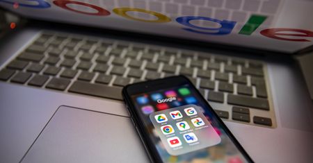 Zmiany w ofertach operatorów. UE walczy z popularnymi pakietami