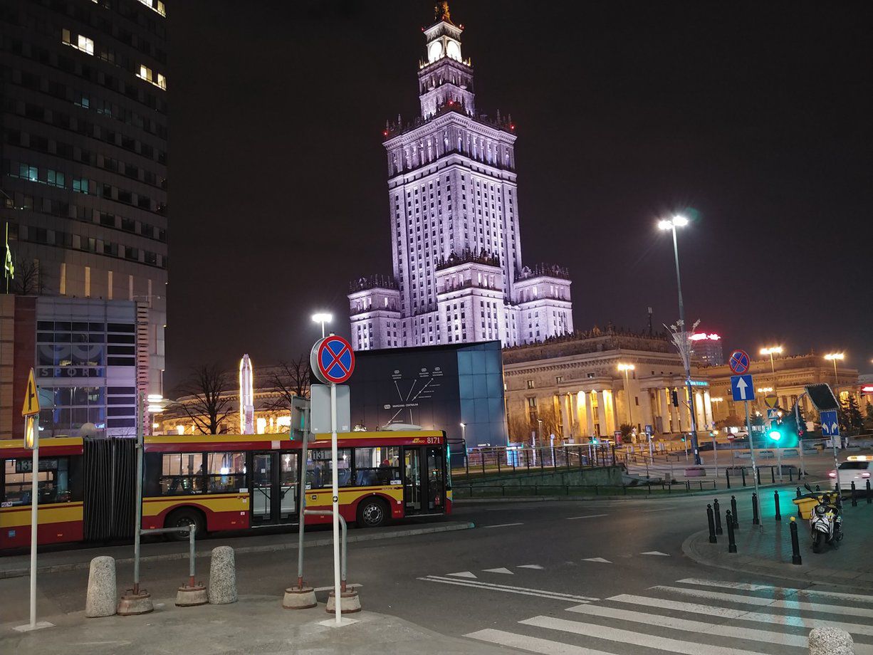 Dlaczego LG G7 ThinQ ma aparat z obiektywem o węższym kącie widzenia? 2