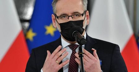 Nie będziemy już nosić maseczek? Minister zdrowia podał wstępną datę