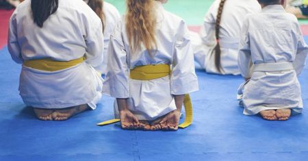 Trener karate z Bydgoszczy skazany za molestowanie nieletnich. "Miał świetny kontakt z uczniami"