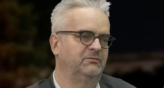 Dziennikarz „Wyborczej” na okładce z rosyjskim szpiegiem. „Sieci” przepraszają