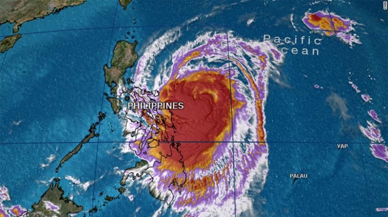 Zaprezentowana wizualizacja pokazuje, że tajfun obejmie ogromną część Filipin