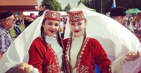 Tatarska wspólnota. Święto Sabantuj na polskich kresach