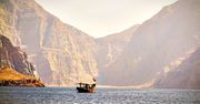 Terenówką po górach i z namiotem na plaży. Oman na własną rękę