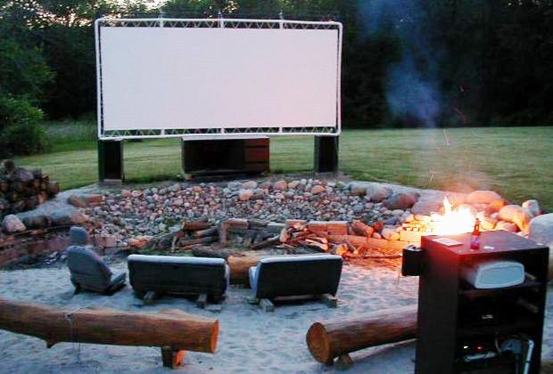 PVC Backyard Movie Screen