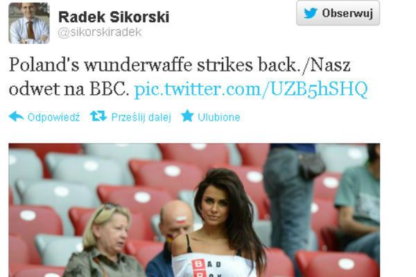 Radosław Sikorski o polskiej seksbombie: "Poland's wunderwaffe strikes back"