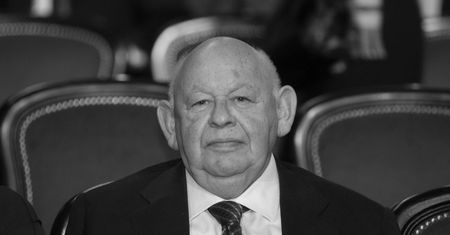 Jerzy Urban nie jest już naczelnym "Nie". Redakcja wreszcie dokonała zmiany