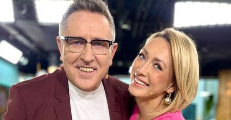 Włożyła ją na plan "DDTVN". Jej sukienka to ideał na komunię