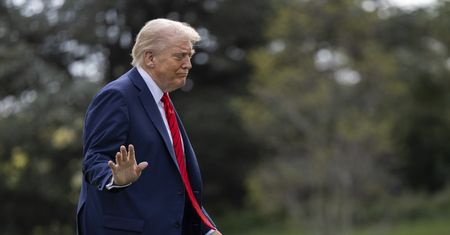 Działo się w nocy. Trump nałoży dodatkowe cło na Chiny