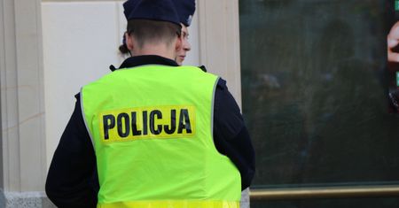 Dzielnicowi z Wrocławia uratowali życie 78-latki