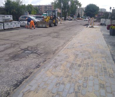 Knurów. Ul. Targowa zmienia oblicze. Utrudnienia potrwają do końca sierpnia